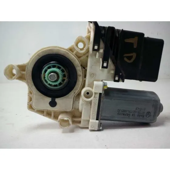 Motor Elevalunas Trasero Derecho para Volkswagen Passat Berlina (3C2)