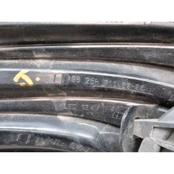 Piloto Trasero Derecho para Peugeot 208