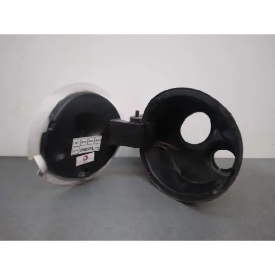 Tapa Exterior Combustible para Peugeot 208