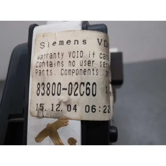 Cuadro Instrumentos para Toyota Corolla (E12)