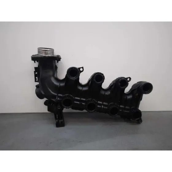 Colector Admision para Ford Focus Berlina (Cap)