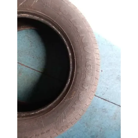 Neumatico para Jeep Commander