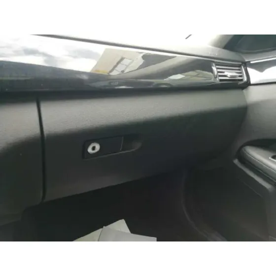 Guantera para Mercedes-Benz Clase E (W212) Lim.