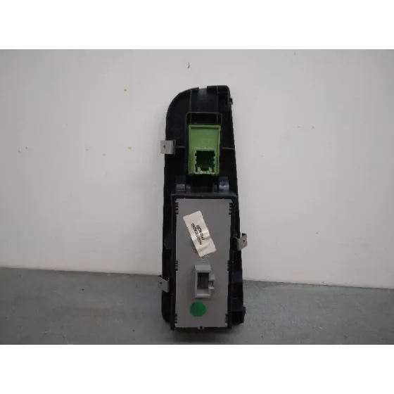 Mando Elevalunas Delantero Izquierdo para Fiat Linea (110)