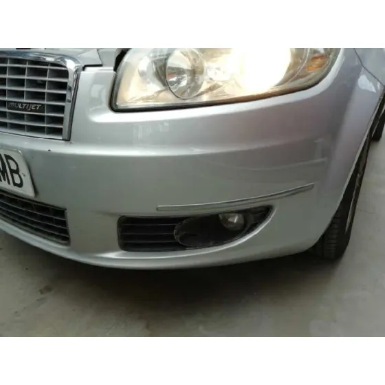 Paragolpes Delantero para Fiat Linea (110)