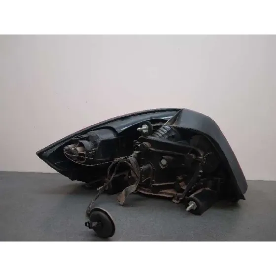 Piloto Trasero Derecho para Fiat Linea (110)