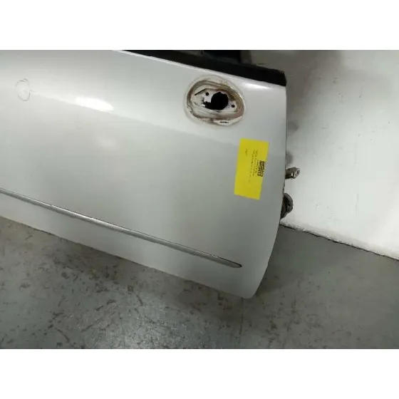 Puerta Delantera Derecha para Fiat Linea (110)