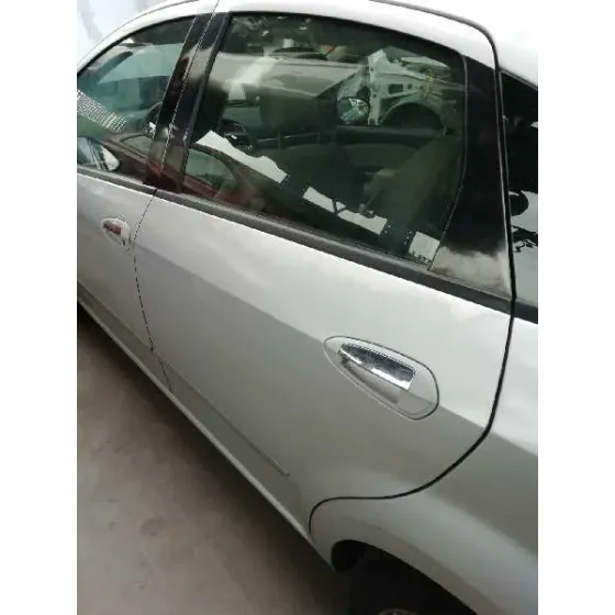 Puerta Trasera Izquierda para Fiat Linea (110)