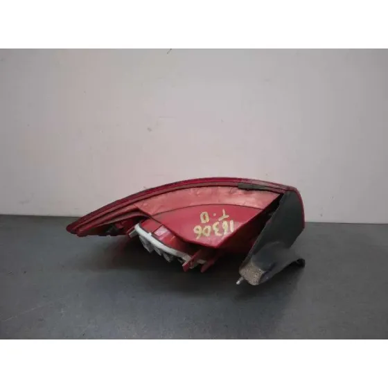 Piloto Trasero Derecho para Audi A6 Avant (4F2)