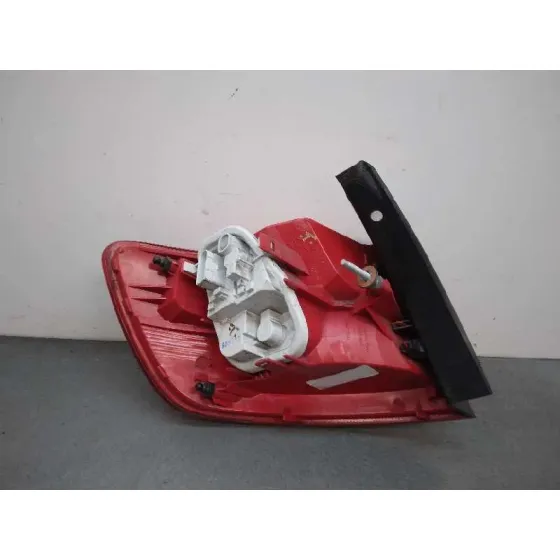 Piloto Trasero Derecho para Audi A6 Avant (4F2)