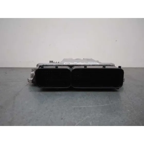 Centralita Motor Uce para Volkswagen Passat Berlina (3C2)