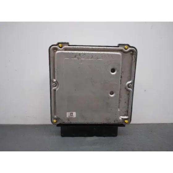 Centralita Motor Uce para Volkswagen Passat Berlina (3C2)