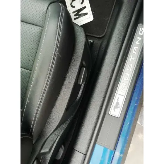 Juego Asientos Completo para Ford Mustang