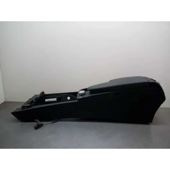 Apoyabrazos Central para Mercedes-Benz Clase C (W204) Berlina