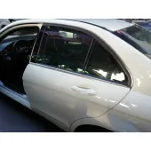 Puerta Trasera Izquierda para Mercedes-Benz Clase C (W204) Berlina