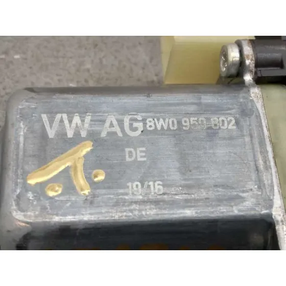 Motor Elevalunas Delantero Izquierdo para Audi Q7 (4M)