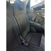 Asiento Trasero Izquierdo para Kia Carens ( )