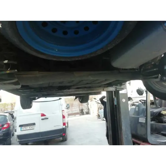 Puente Trasero para Kia Carens ( )