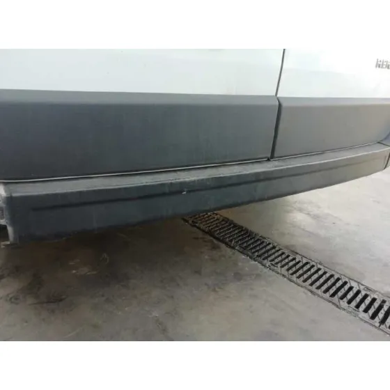 Paragolpes Trasero para Renault Master Kasten
