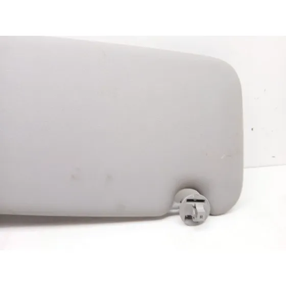 Parasol Izquierdo para Renault Master Kasten
