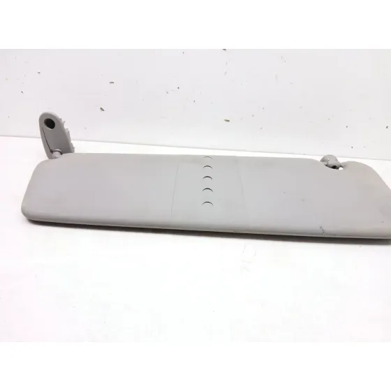 Parasol Izquierdo para Renault Master Kasten