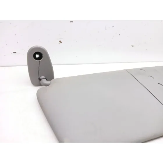 Parasol Izquierdo para Renault Master Kasten