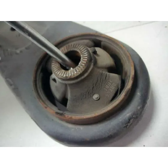Brazo Suspension Inferior Delantero Izquierdo para Kia Carens ( )