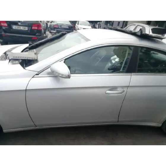 Puerta Delantera Izquierda para Mercedes-Benz Clase Cls (W219)