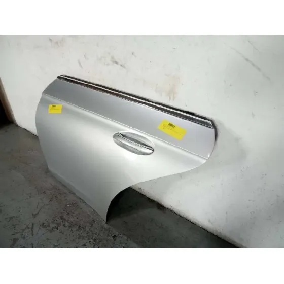 Puerta Trasera Izquierda para Mercedes-Benz Clase Cls (W219)