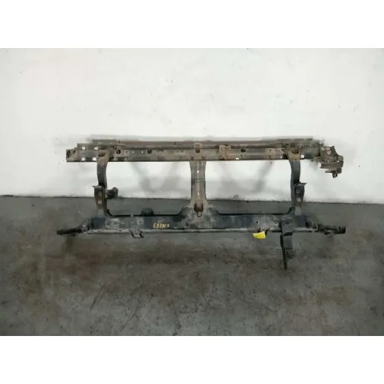 Panel Frontal para Nissan Navara Pick-Up (D40M)