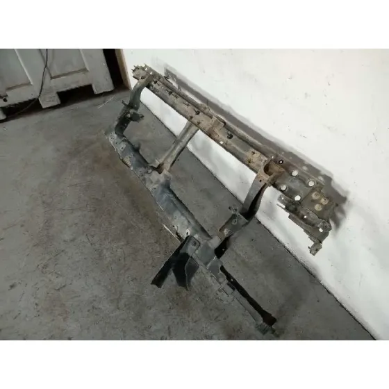 Panel Frontal para Nissan Navara Pick-Up (D40M)