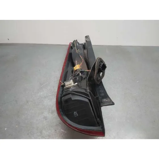 Piloto Trasero Derecho para Ford Fiesta (Cbk)