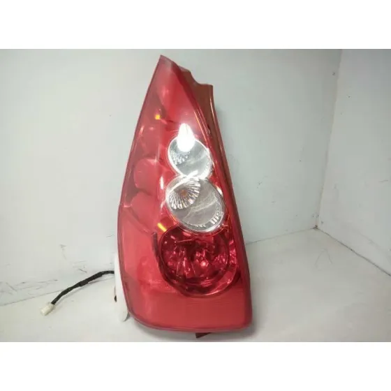 Piloto Trasero Izquierdo para Mazda 5 Berl. (Cr)
