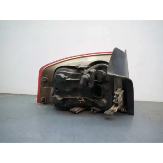 Piloto Trasero Derecho para Audi A4 Berlina (8E)