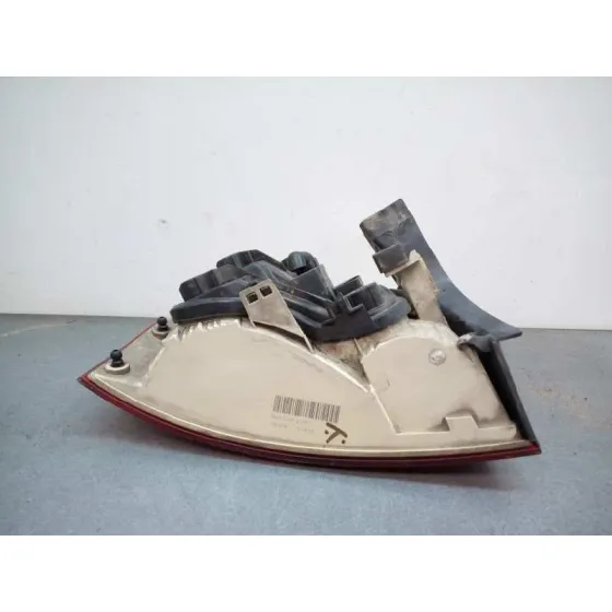 Piloto Trasero Derecho para Audi A4 Berlina (8E)