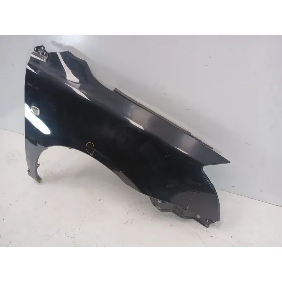 Aleta Delantera Derecha para Toyota Avensis Berlina (T25)