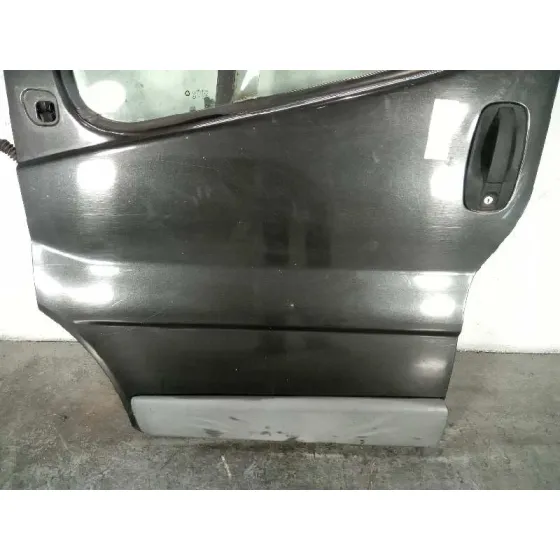 Puerta Delantera Izquierda para Renault Trafic Combi (Ab 4.01)