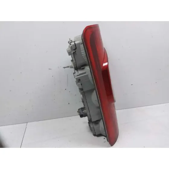 Piloto Trasero Izquierdo para Ford Transit Connect (Tc7)