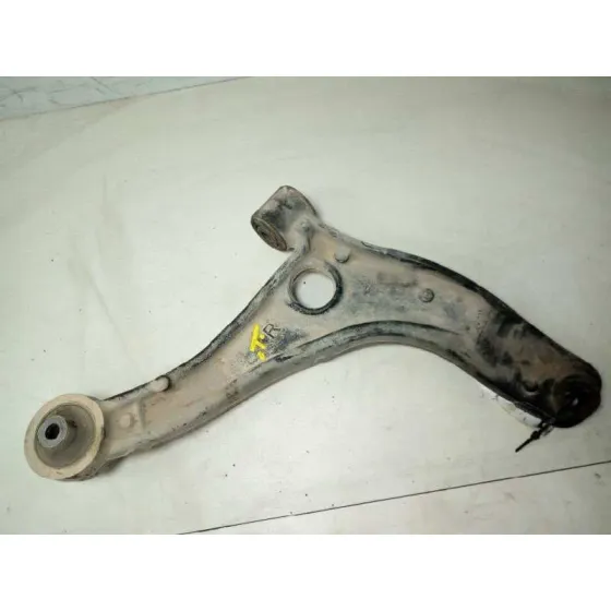 Brazo Suspension Inferior Delantero Derecho para Nissan Nv 400