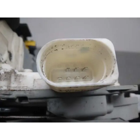 Cerradura Puerta Delantera Derecha para Audi A6 Avant (4F2)