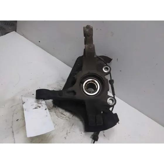 Mangueta Delantera Izquierda para Fiat Linea (110)
