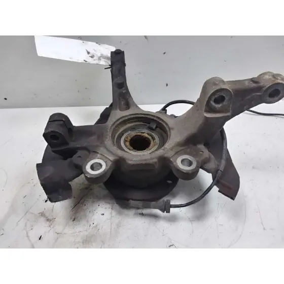 Mangueta Delantera Izquierda para Fiat Linea (110)