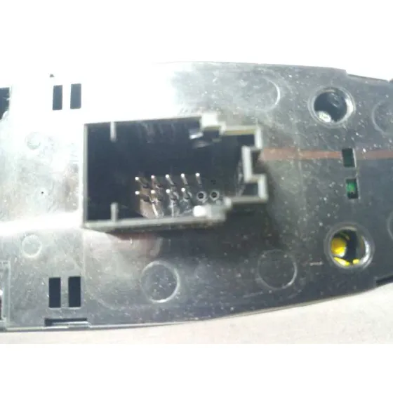 Mando Elevalunas Delantero Izquierdo para Bmw Serie 1 Lim. (F20)