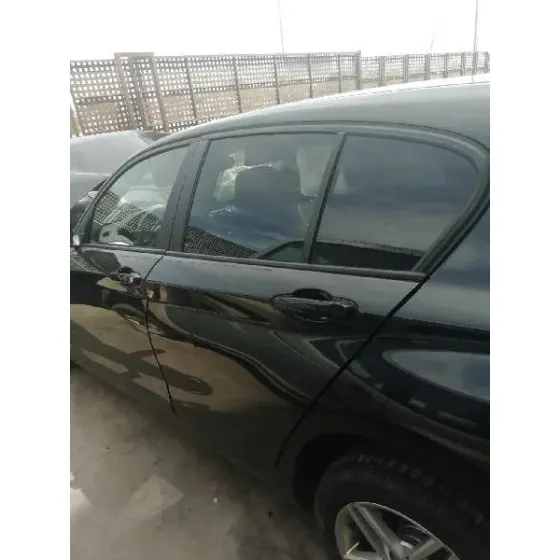 Puerta Trasera Izquierda para Bmw Serie 1 Lim. (F20)