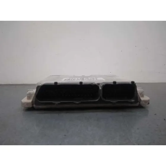 Centralita Motor Uce para Audi A3 (8L)