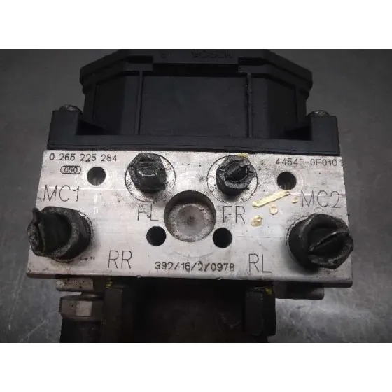 Abs para Toyota Corolla Verso (R1)