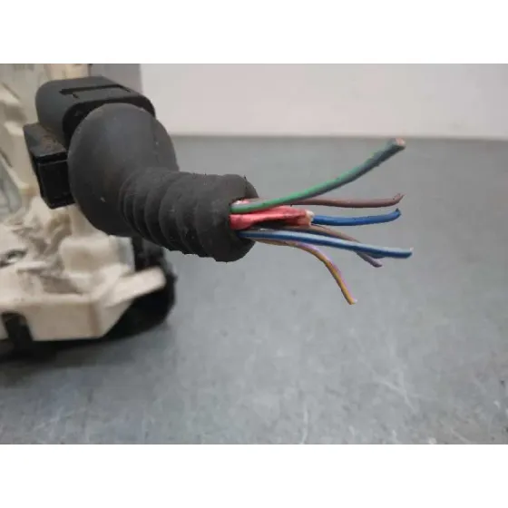 Cerradura Puerta Trasera Derecha para Audi A4 Avant (8E)