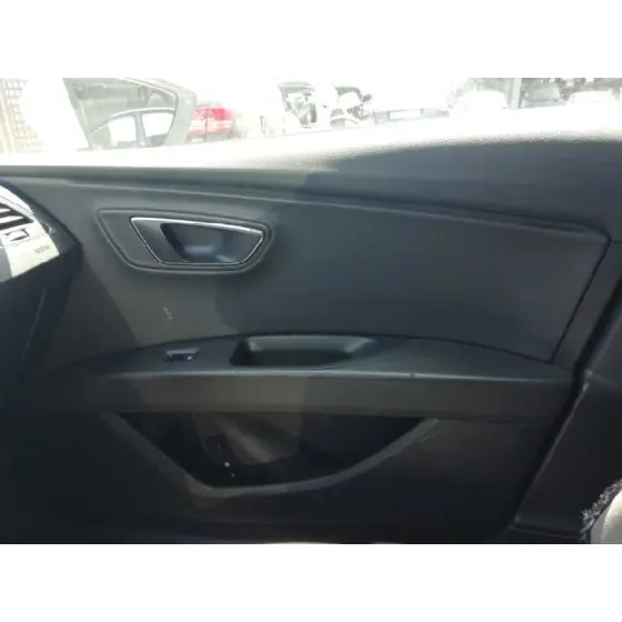 Guarnecido Puerta Delantera Derecha para Seat Leon St (5F8)