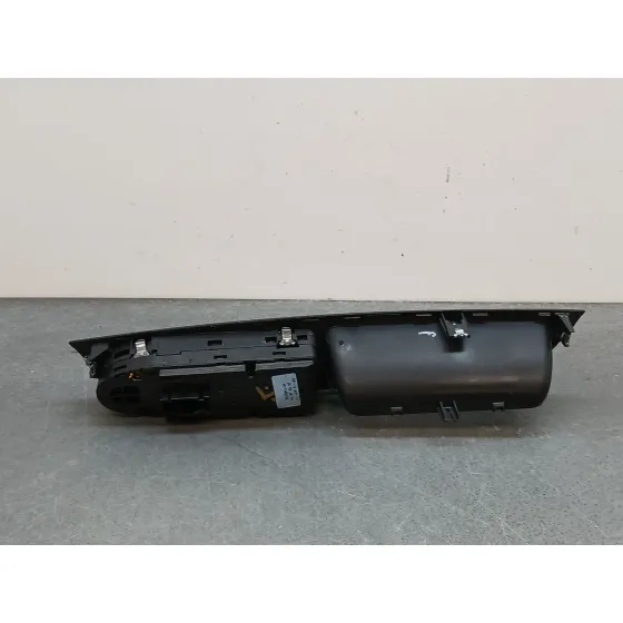 Mando Elevalunas Delantero Izquierdo para Bmw X5 (E70)
