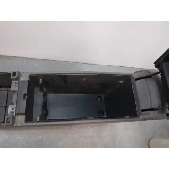 Apoyabrazos Central para Toyota Prius (Nhw20)